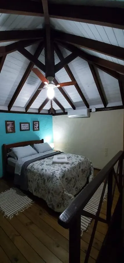 Stolz Chales Guest House Guarda do Embau Inn